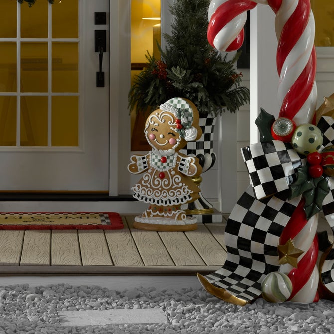 Gingerbread Trophy Girl