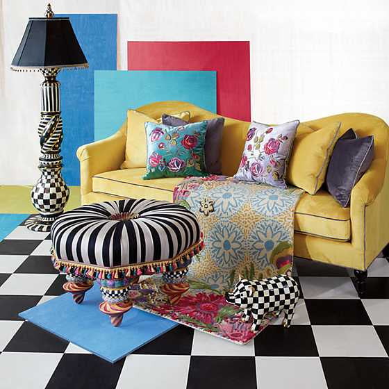 On Wall Street Setting Seat