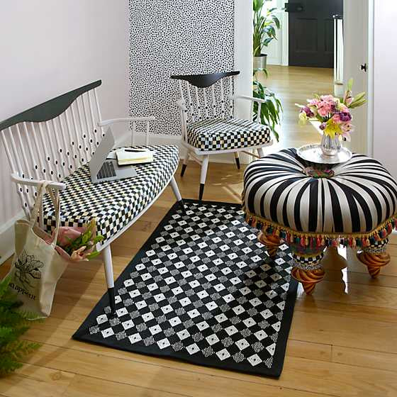 On Wall Street Setting Seat