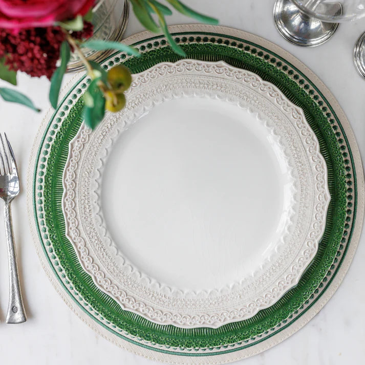 Finezza Green Holiday Charger