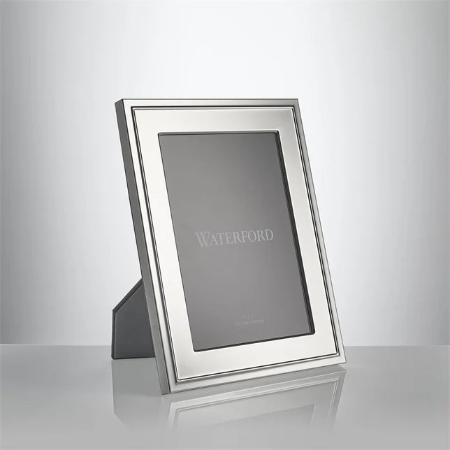 Classic Silver Picture Frame 5x7