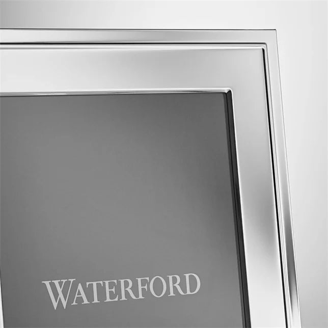 Classic Silver Picture Frame 5x7
