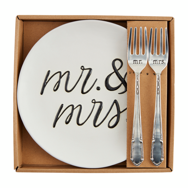 Mr. And Mrs. Cake Plate Set