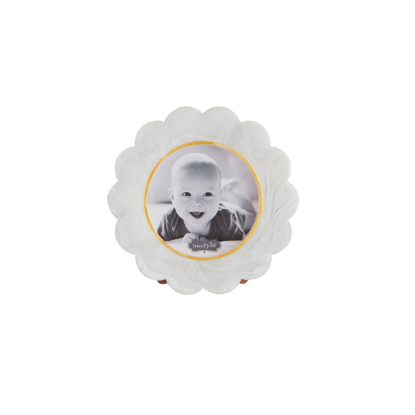Scallop Small Resin Frame