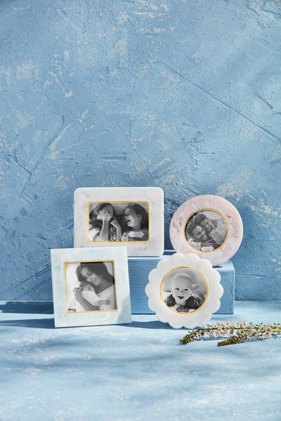 Scallop Small Resin Frame