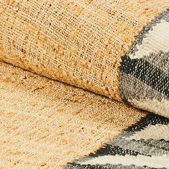 Jute Scalloped Black and White 3' x 5' Rug