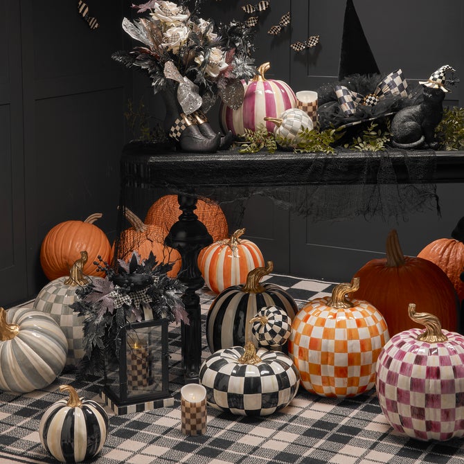 Courtly Stripe Glossy Small Pumpkin