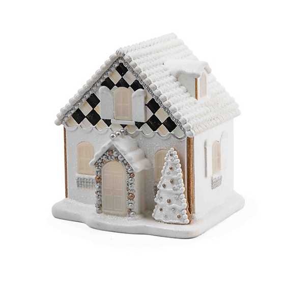 Gingerbread Illuminated Cottage