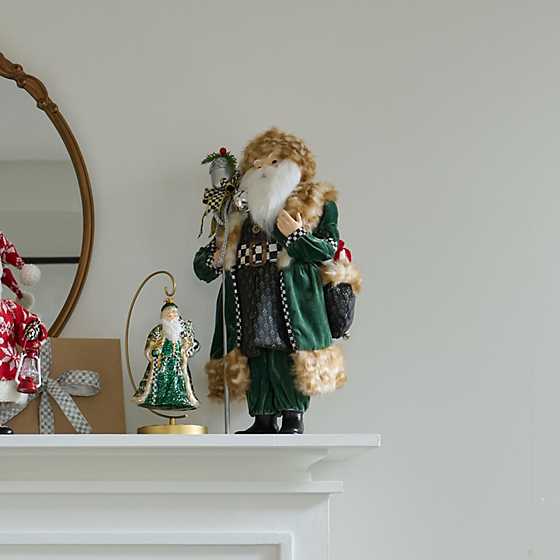 Farmhouse Holiday Santa with Staff