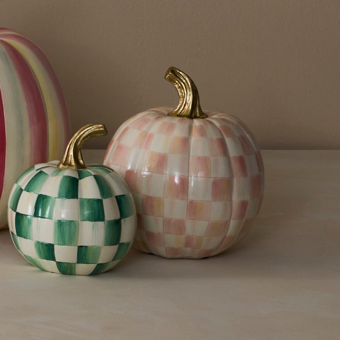 Rosy Check Small Pumpkin