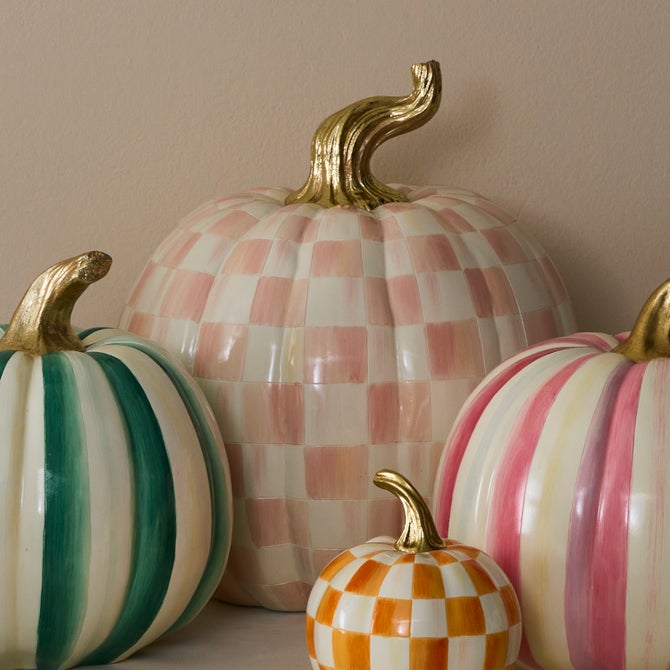Rosy Check Large Pumpkin - Thumbnail 3