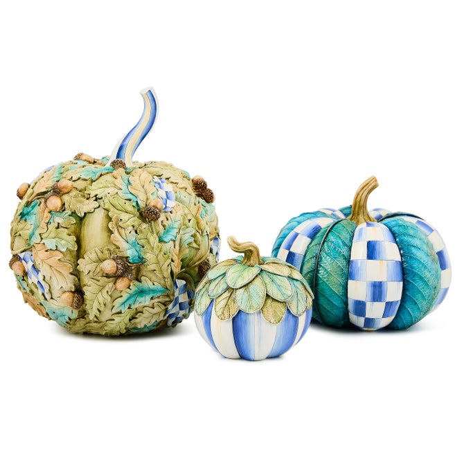 Royal Autumn Large Acorn Pumpkin