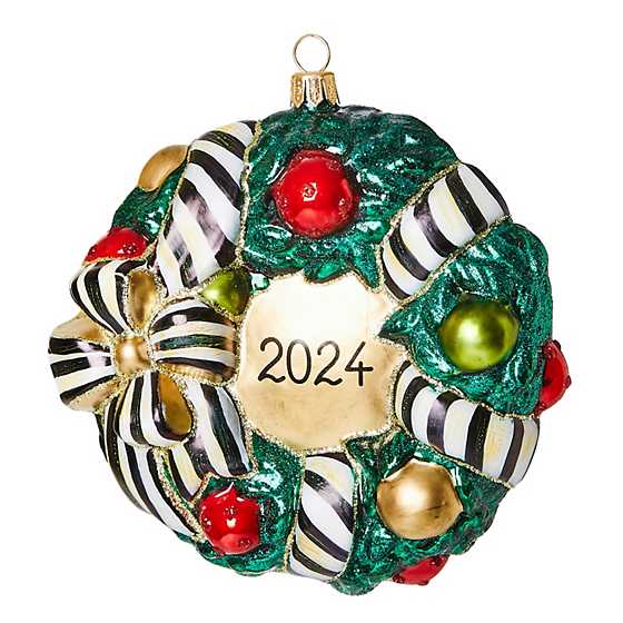 2024 Classic Courtly Wreath Glass Ornament