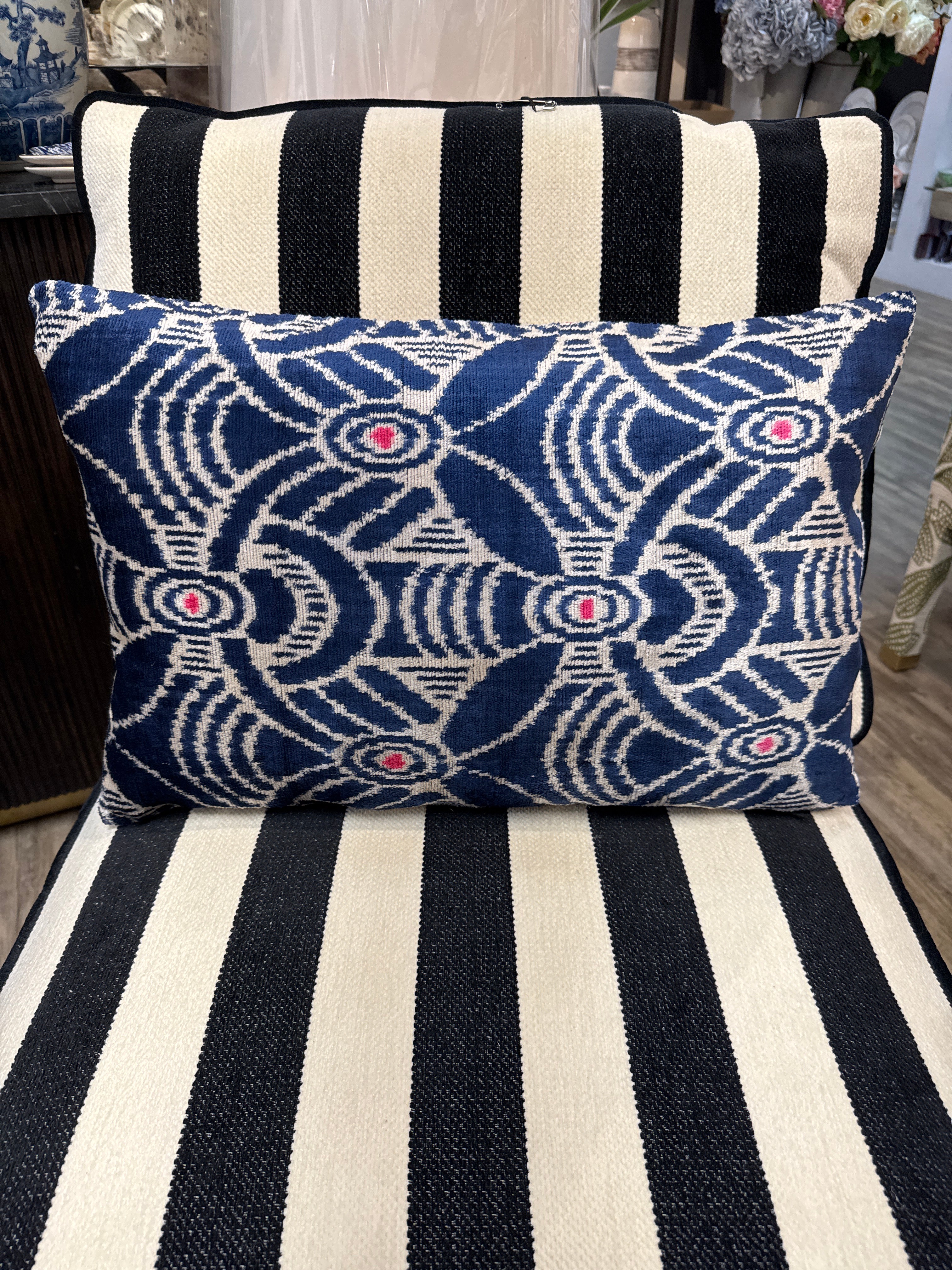 Navy & Cream Accent Pillow 15x22