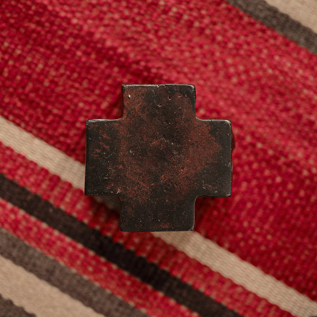La Cruz Iron