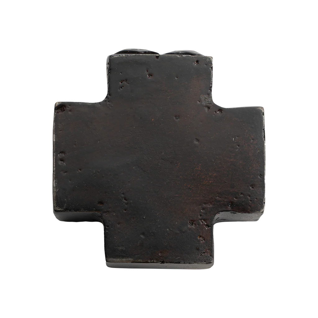 La Cruz Iron