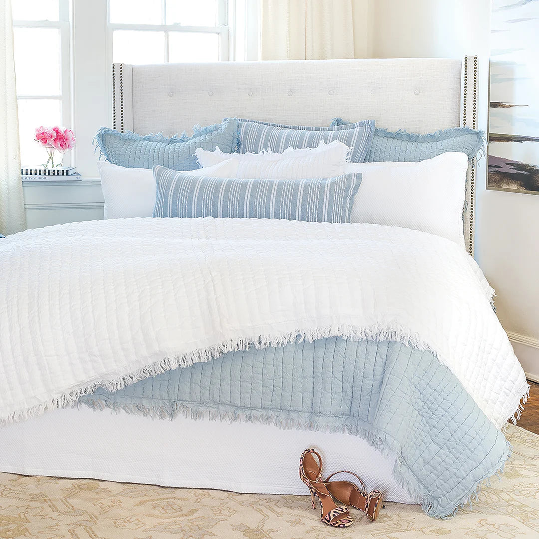 Dove Anika Quilt