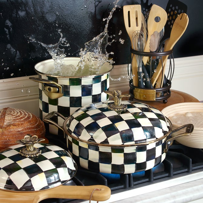 Courtly Check Enamel 5 Qt Casserole