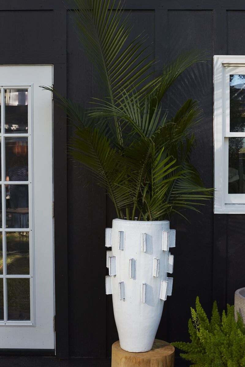 Ari Planter 16.5x31.75