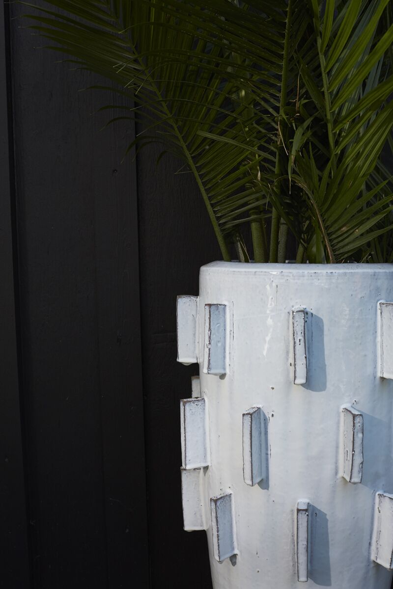 Ari Planter 16.5x31.75