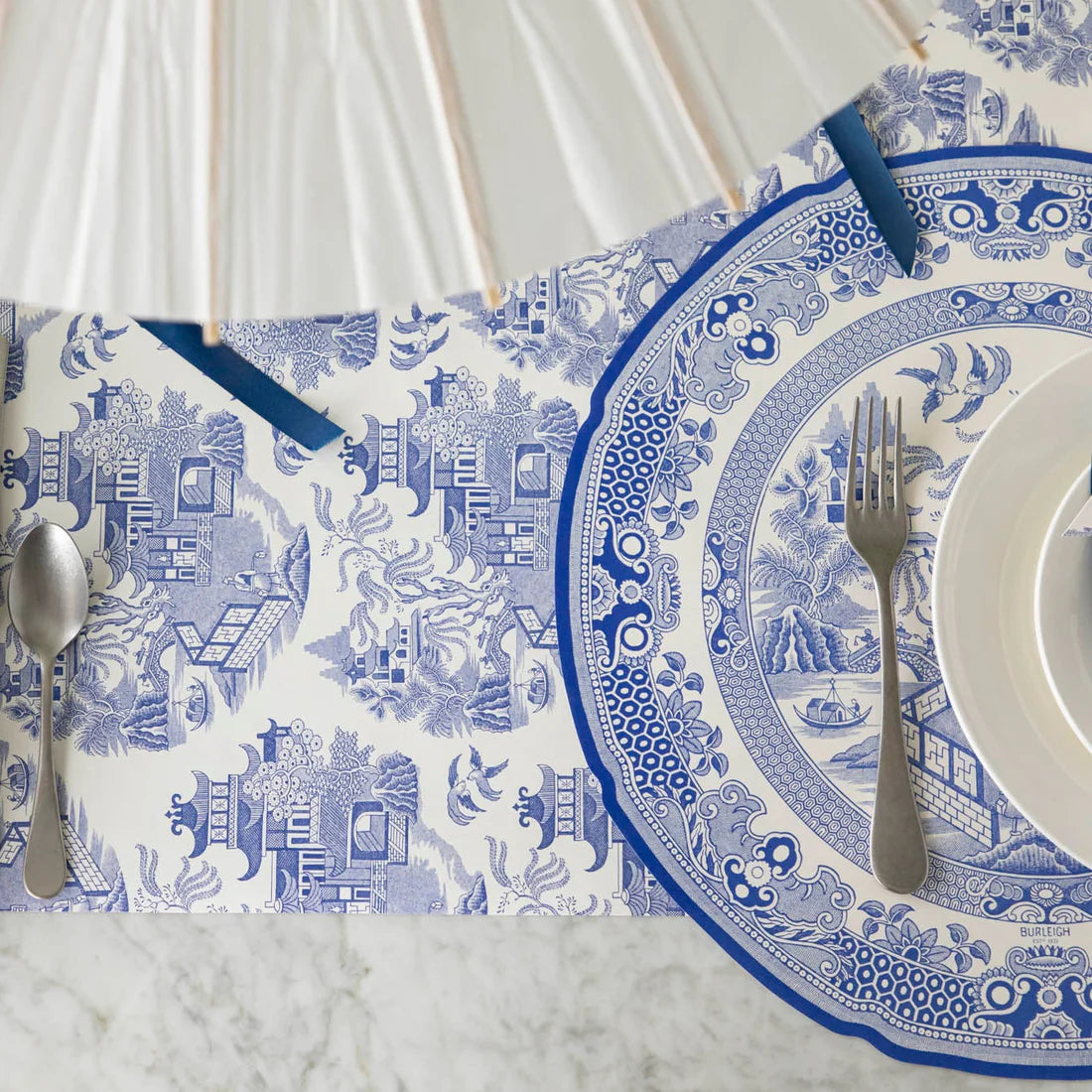 Blue Willow Runner