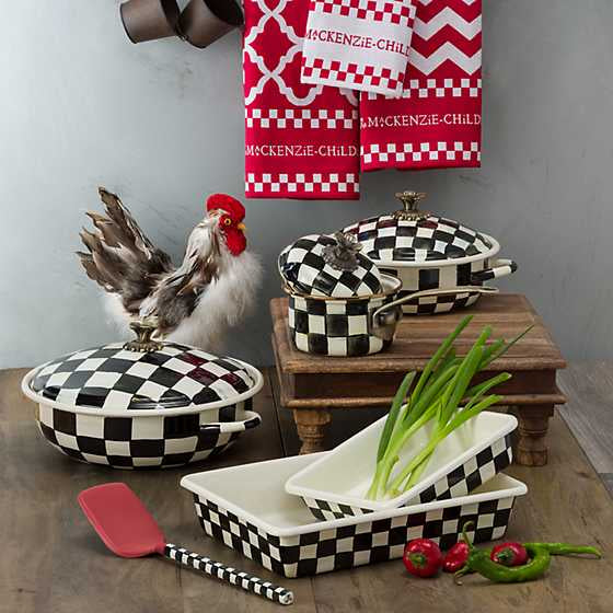 Courtly Check 9" x 13" Baking Pan