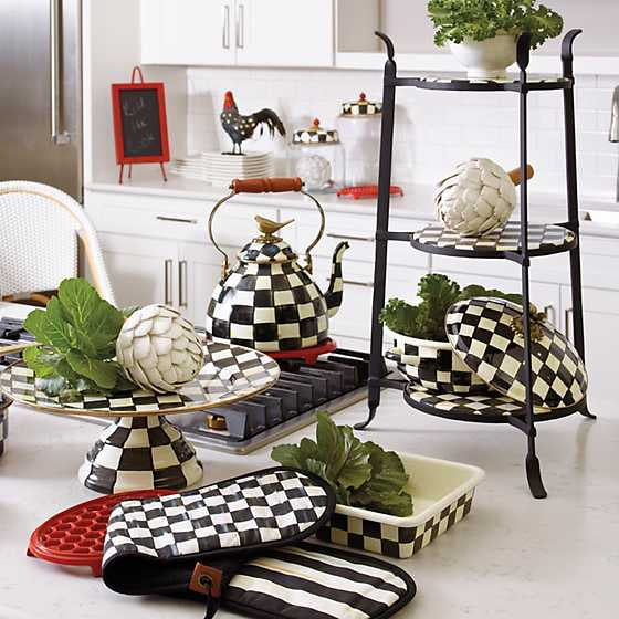 Courtly Check Medium Casserbole