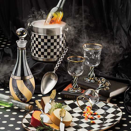 Courtly Check Medium Oval Platter - Thumbnail 5