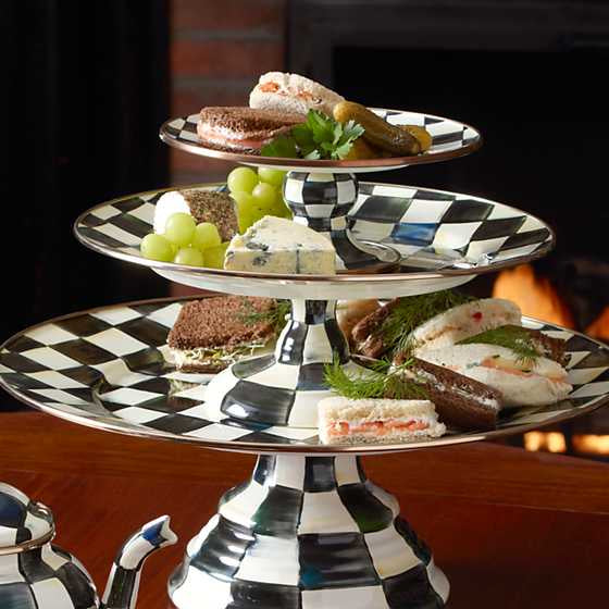 Courtly Check Small Pedestal Platter
