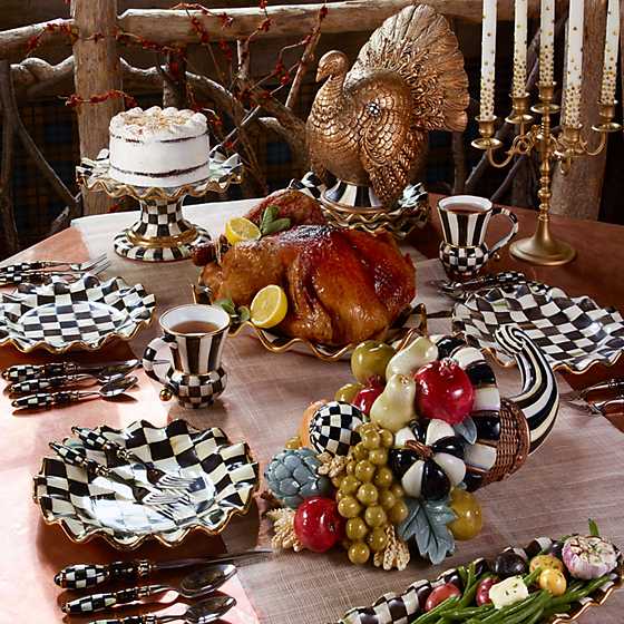 Courtly Check Ceramic Fluted Dessert Plate