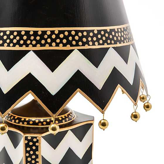 Courtly Zig Zag Table Lamp