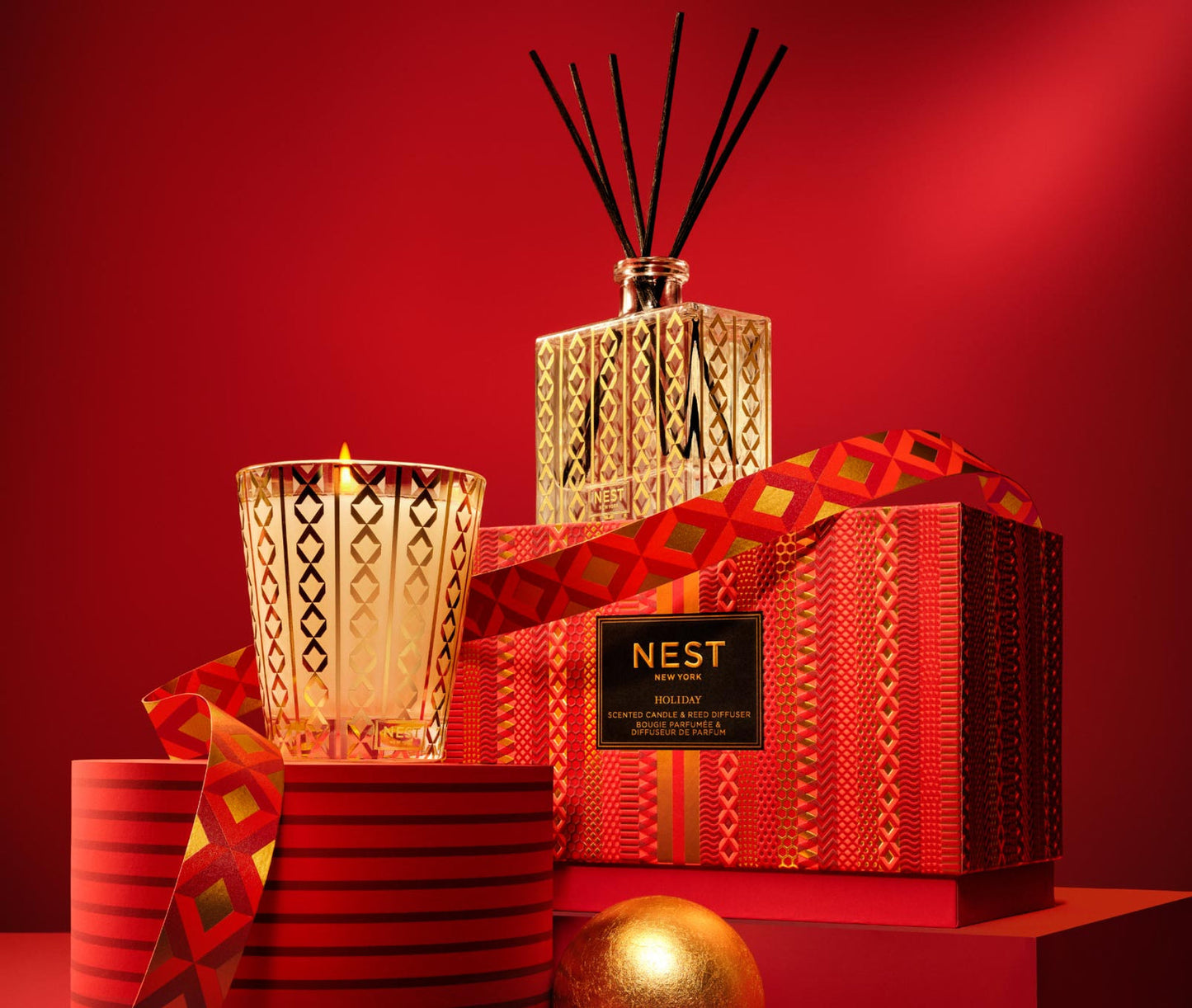 Holiday Classic Candle & Diffuser Set