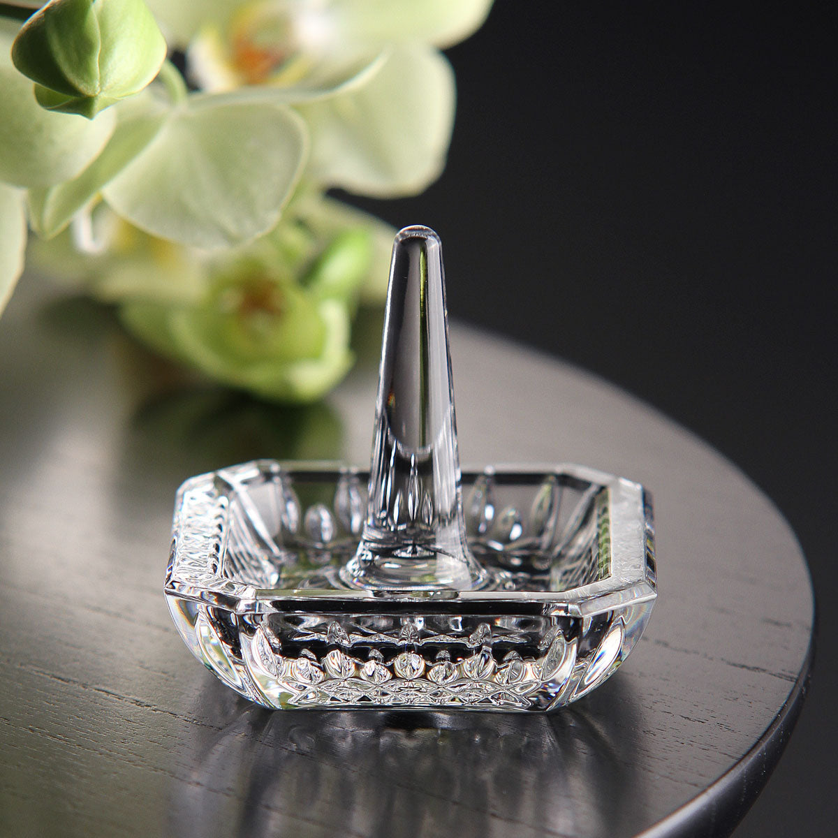 Lismore Square Ring Holder