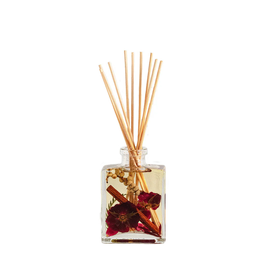 Spicy Apple 4oz Botanical Diffuser