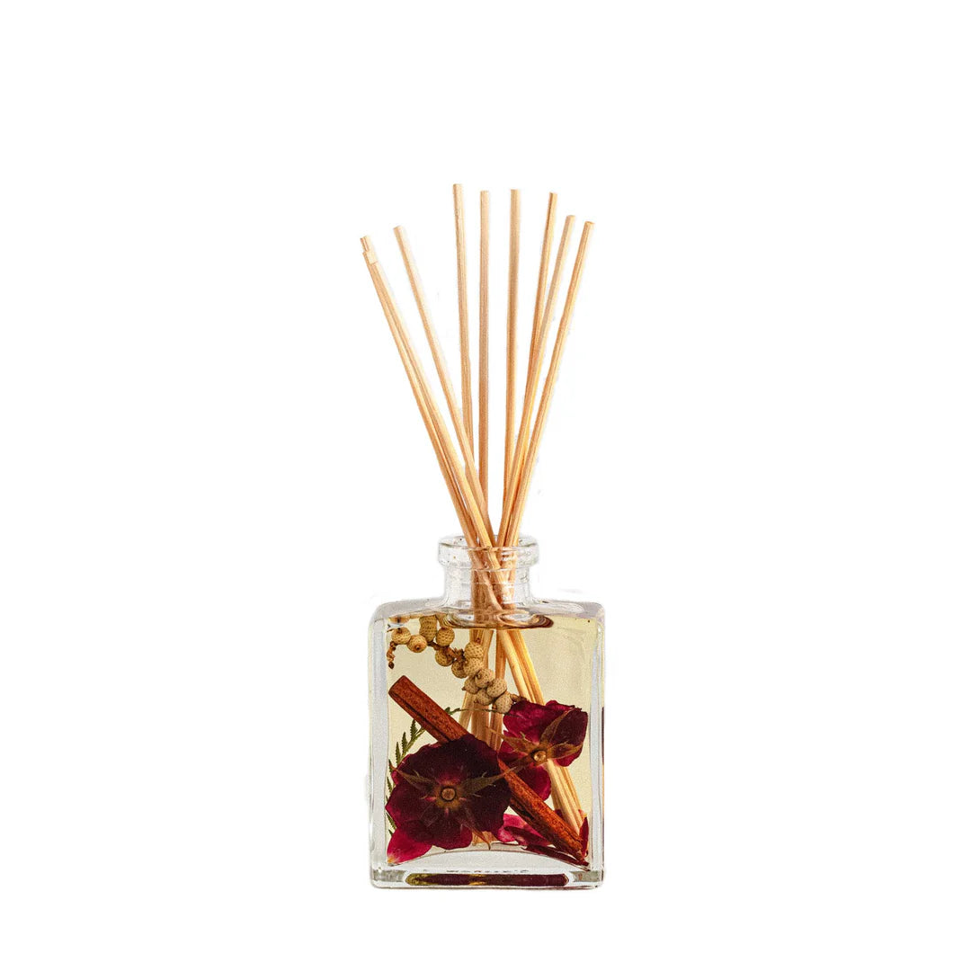 Spicy Apple 4oz Botanical Diffuser