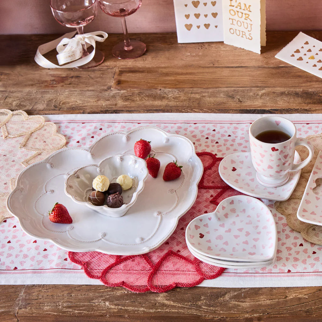 Berry & Thread  6.5" Heart Bowl - Whitewash