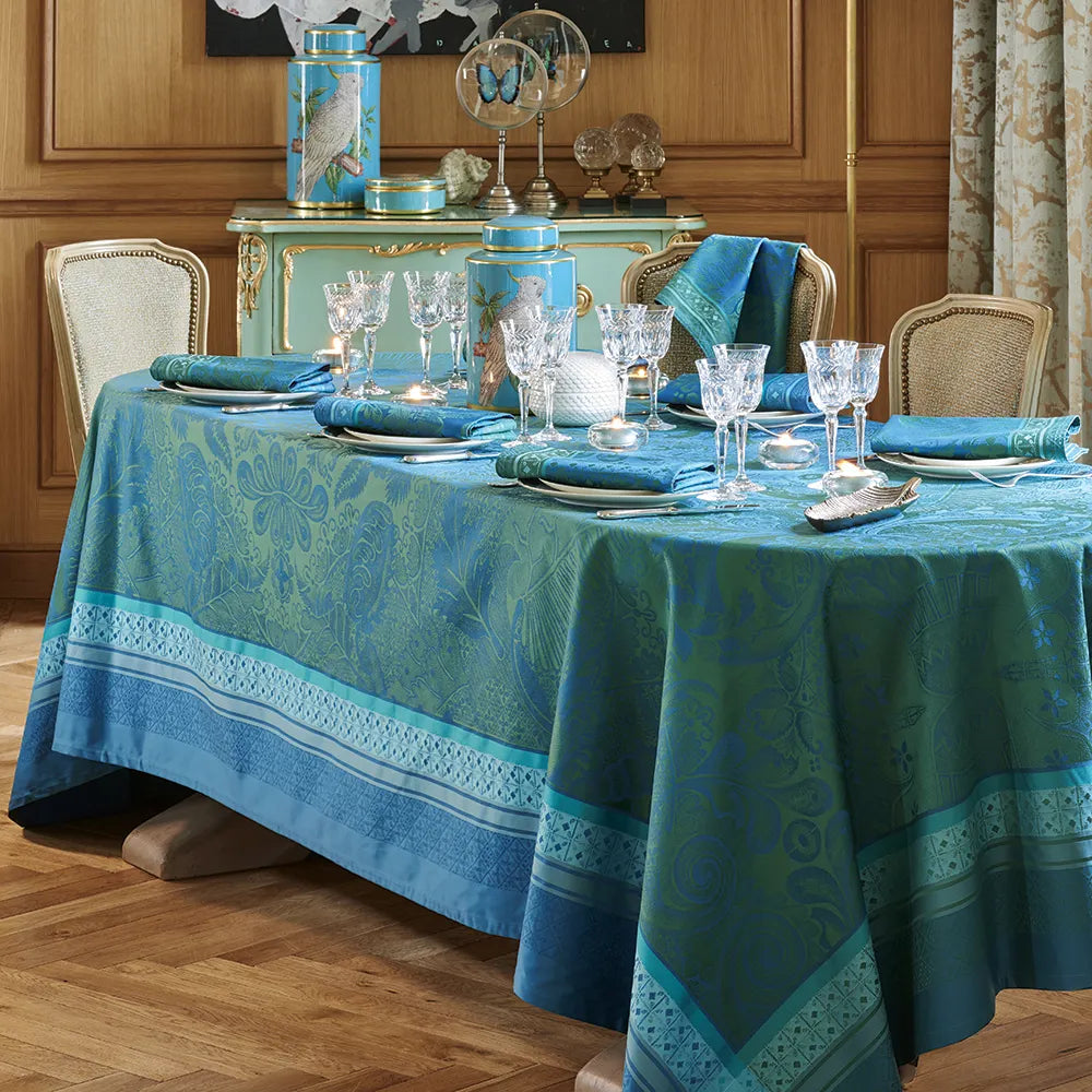 Isaphire Emeraude Tablecloth 69"x143", Stain Resistant Cotton