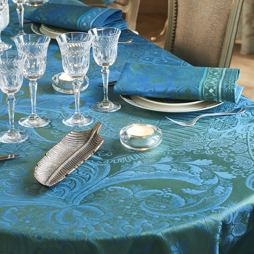 Isaphire Emeraude Tablecloth 69"x143", Stain Resistant Cotton