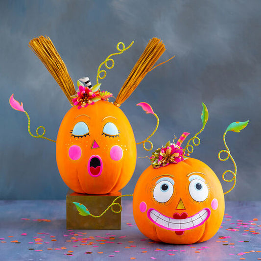 Bumpkin Betty or Gossip Gourdy Large