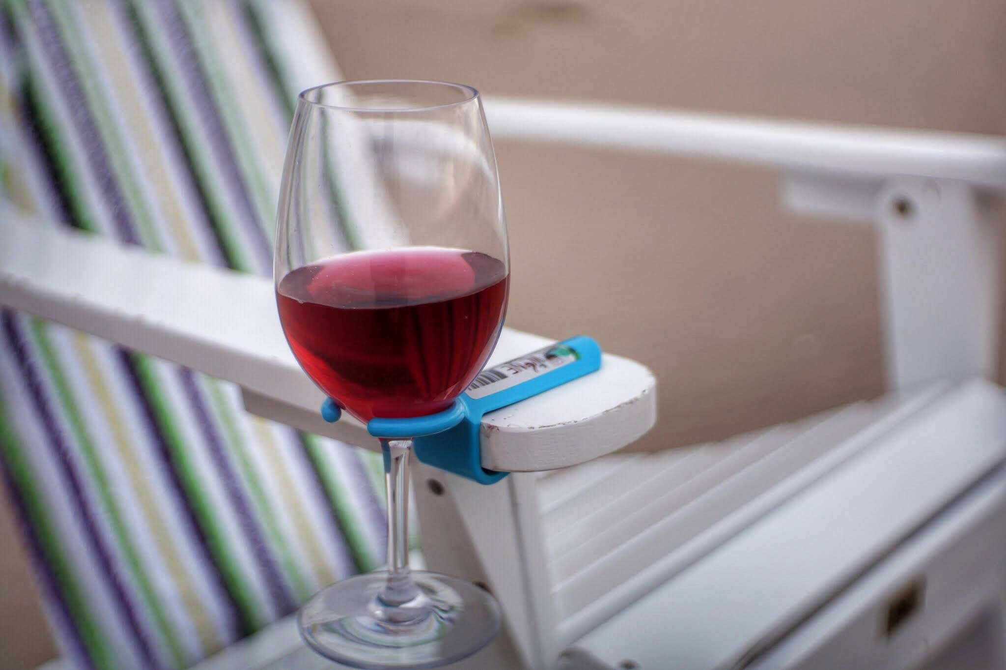The Wine Hook Aqua