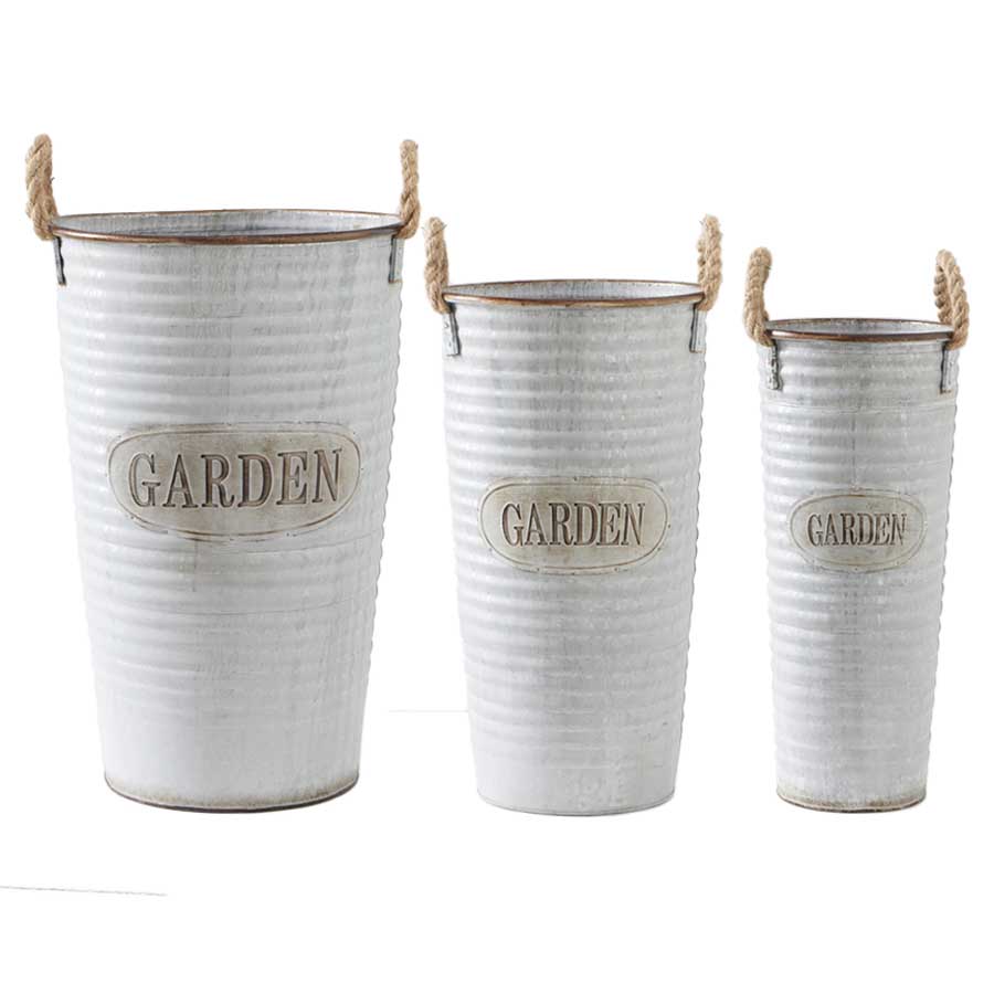 Metal Ribbed Garden Buckets w/Rope Handles Med