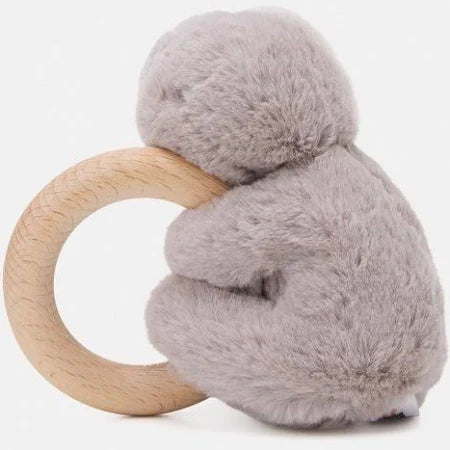 Shooshu Sloth Wooden Ring Toy